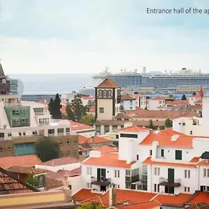 Downtown 5min Marina + 2 Bedroom + Parking Funchal (Madeira)
